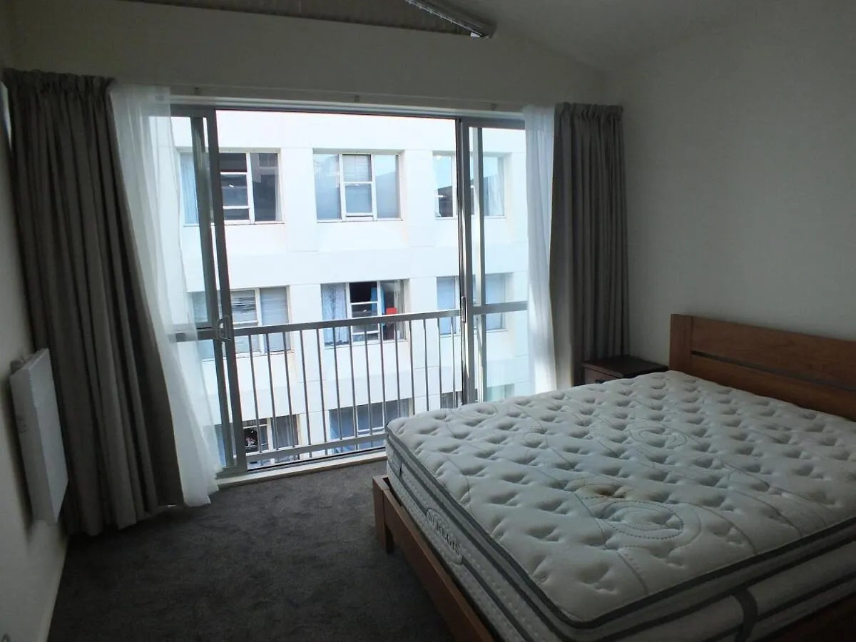 Hidden Hideaway With Harbour View - Prime Location Apartment Wellington New Zealand